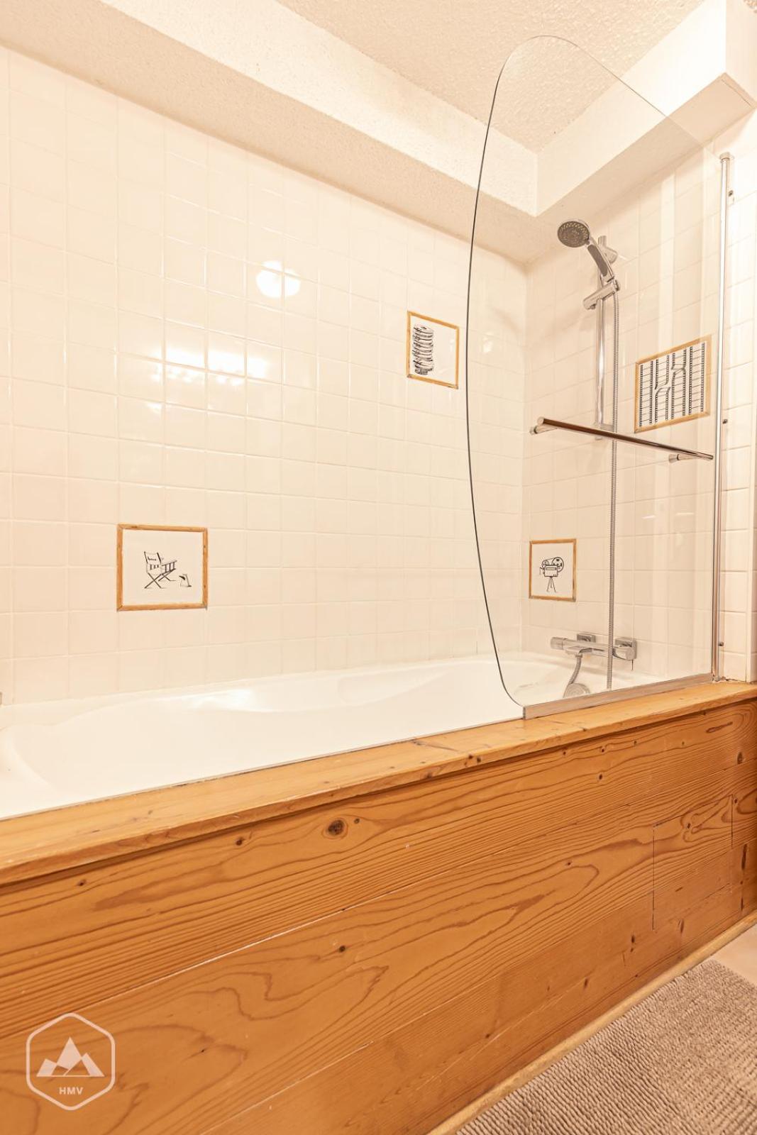 Locations Berne Milesi Apartment Ланслевилар Екстериор снимка